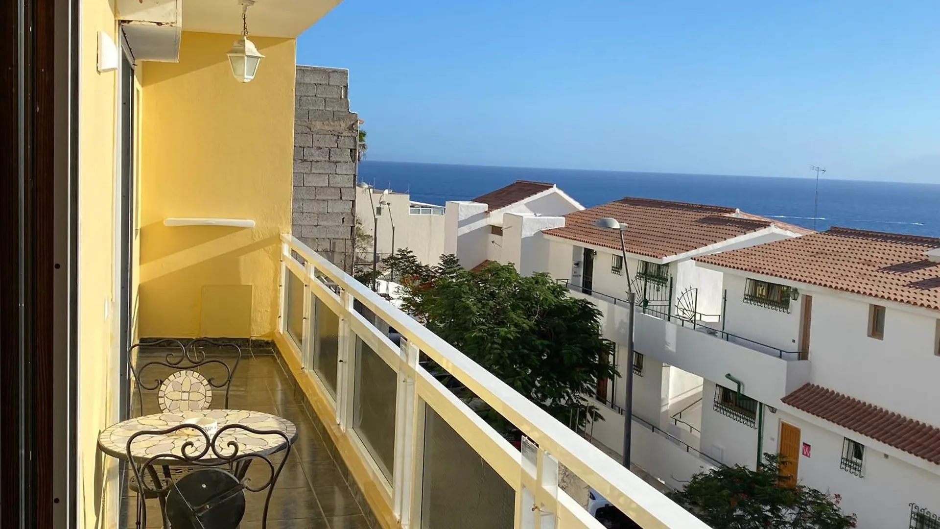 Guest house Superior Room In Los Cristianos With Sea View Arona